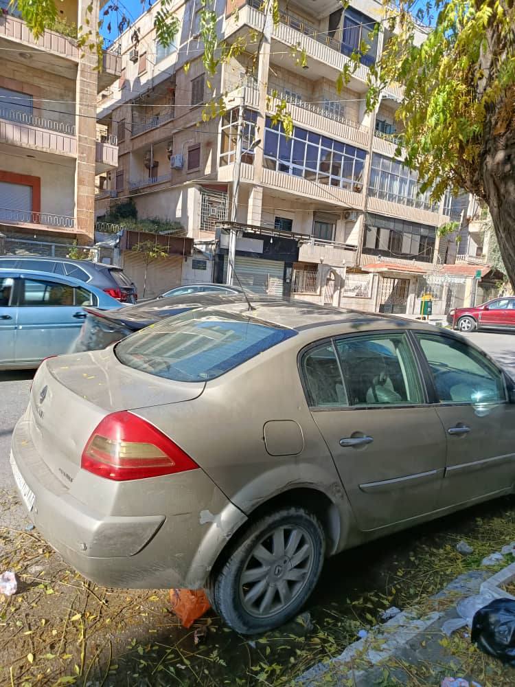 رينو ميغان 2006 - صورة 3