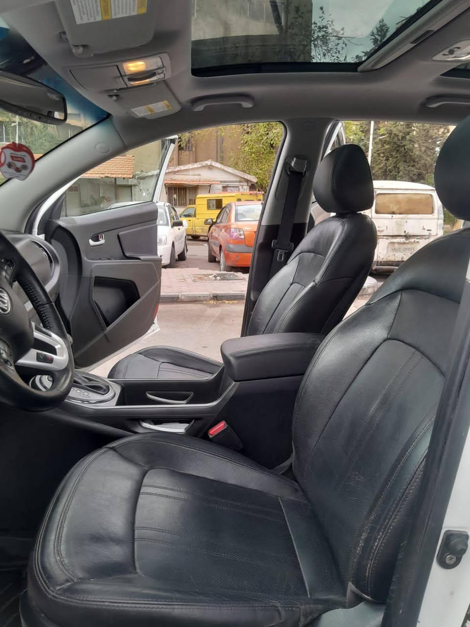 كيا سبورتاج 2012 - صورة 1