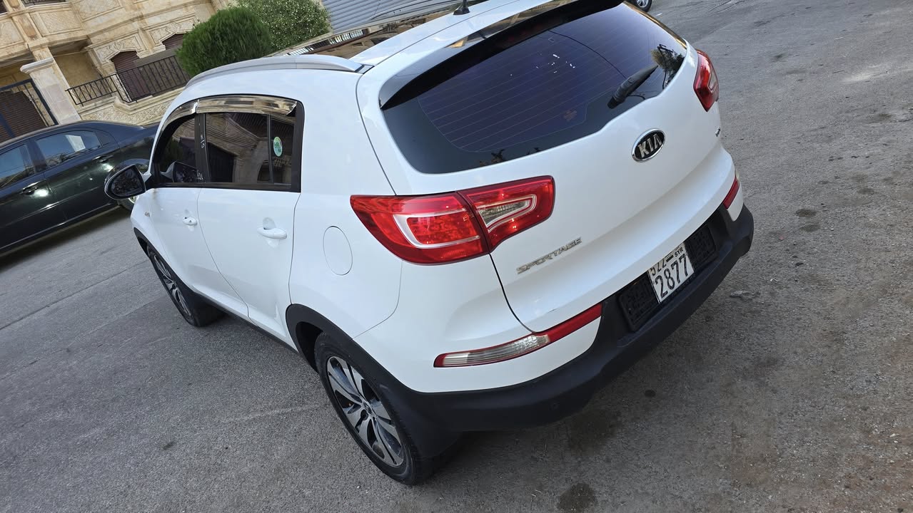 كيا سبورتاج 2011 - صورة 5