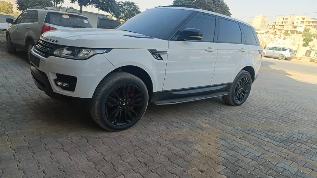 رنج روفر سبور 2014 - صورة 5