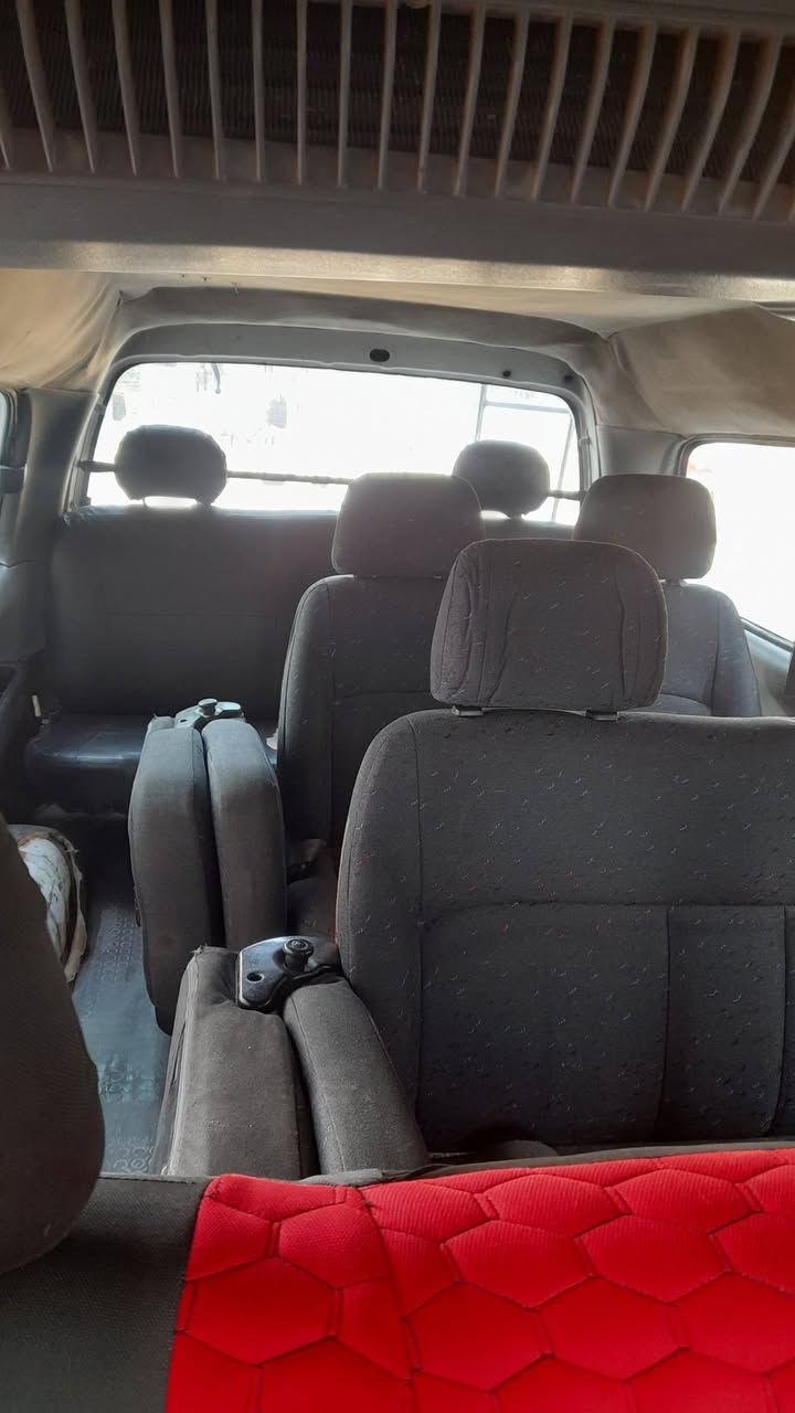 هيونداي H100 2004 - صورة 3