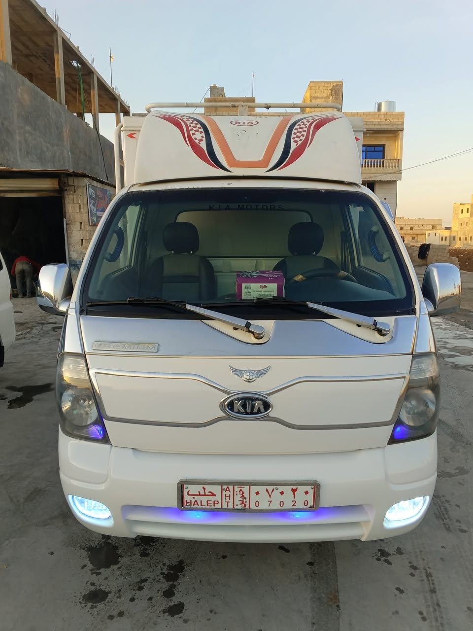 كيا 2700 2010 - صورة 3
