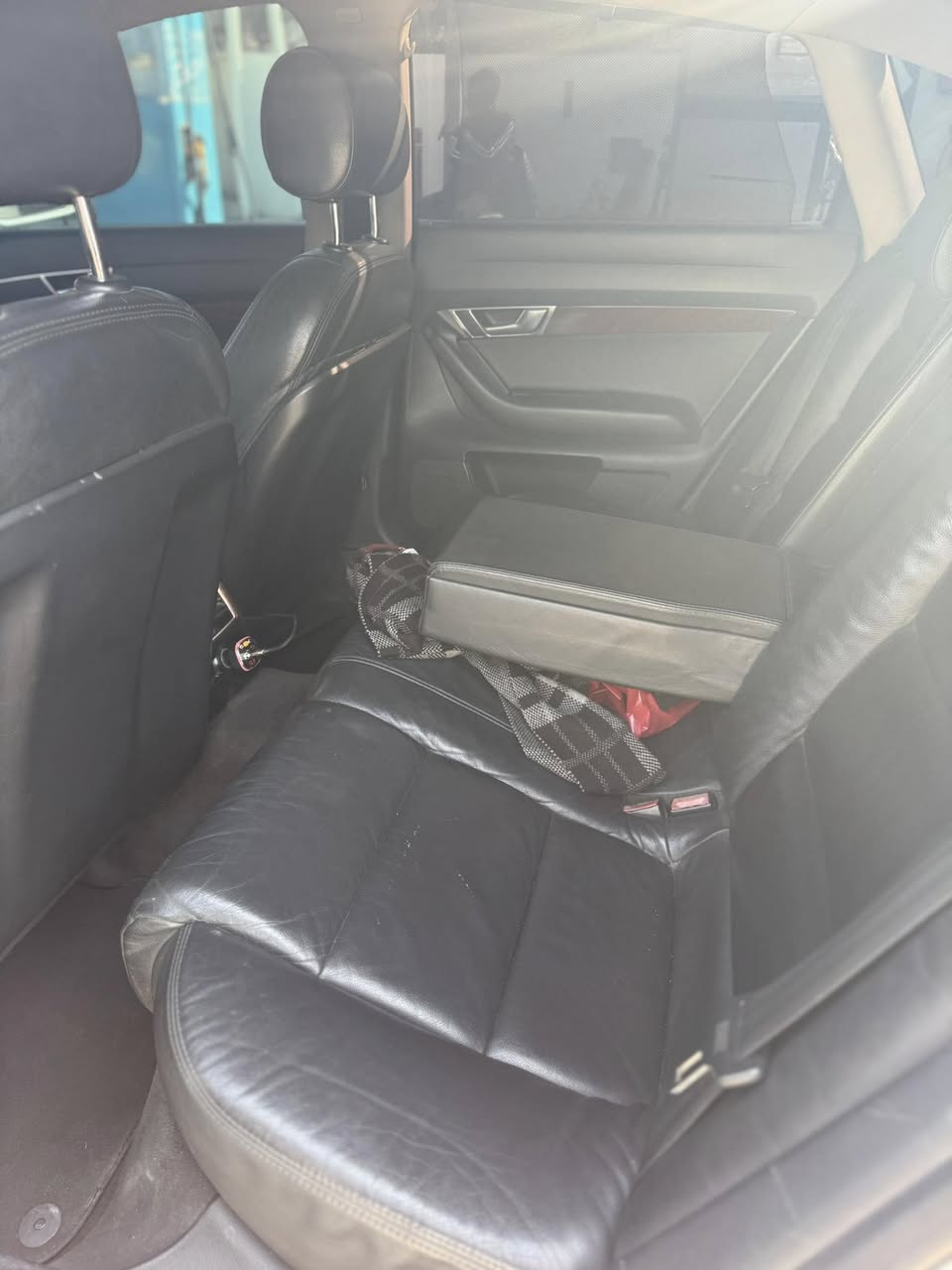 أودي A6 2010 - صورة 5