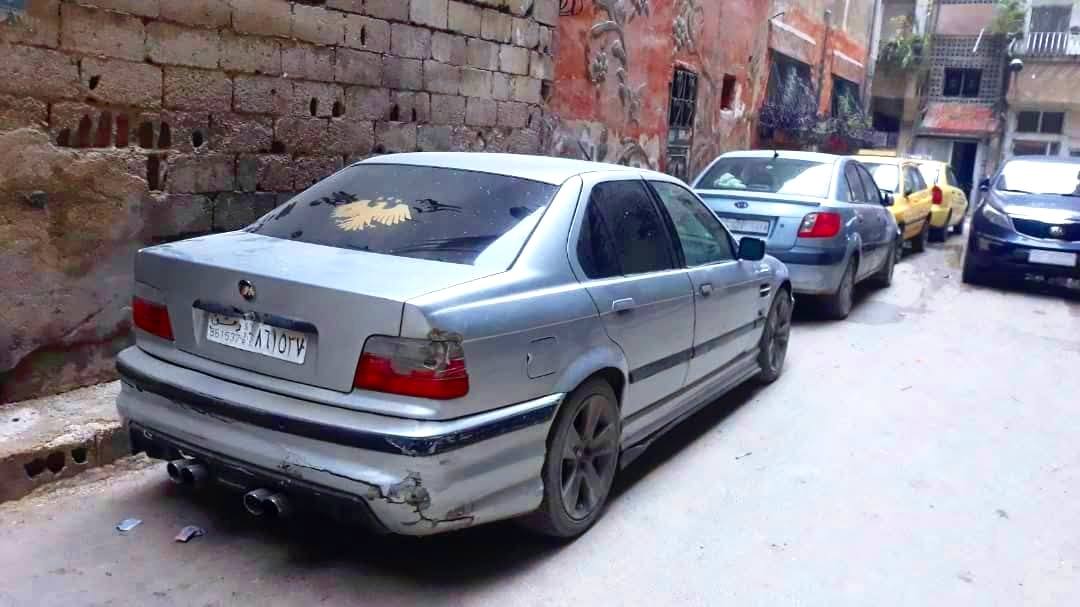 بي أم E36 1990 - صورة 3