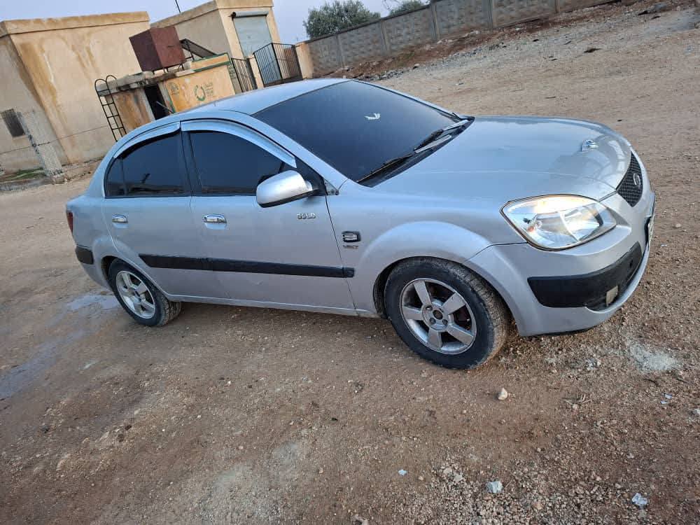 كيا ريو 2006 - صورة 3