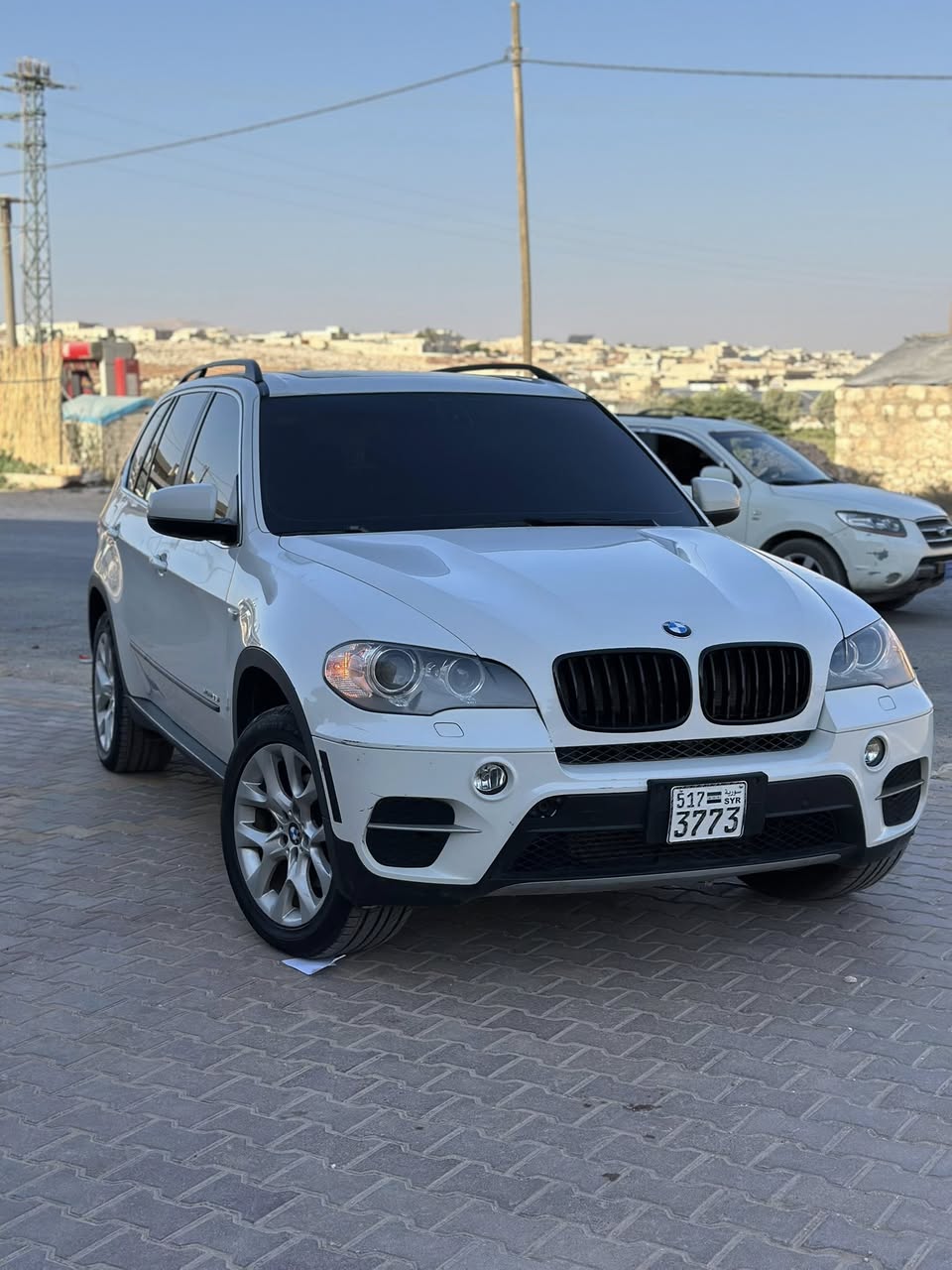 بي ام دبليو اكس 5 2011 - صورة 1