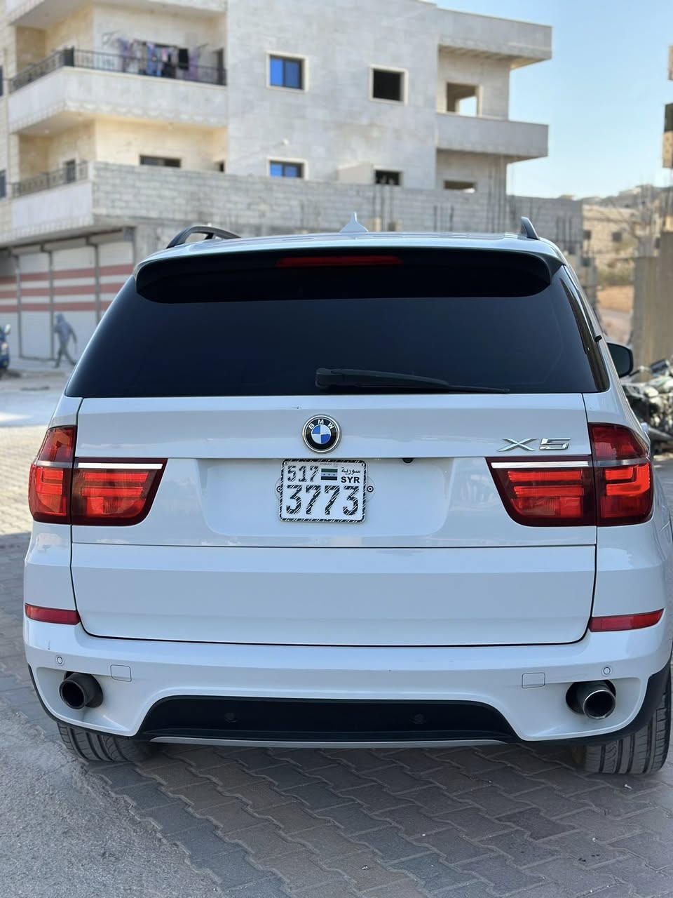 بي ام دبليو اكس 5 2011 - صورة 2