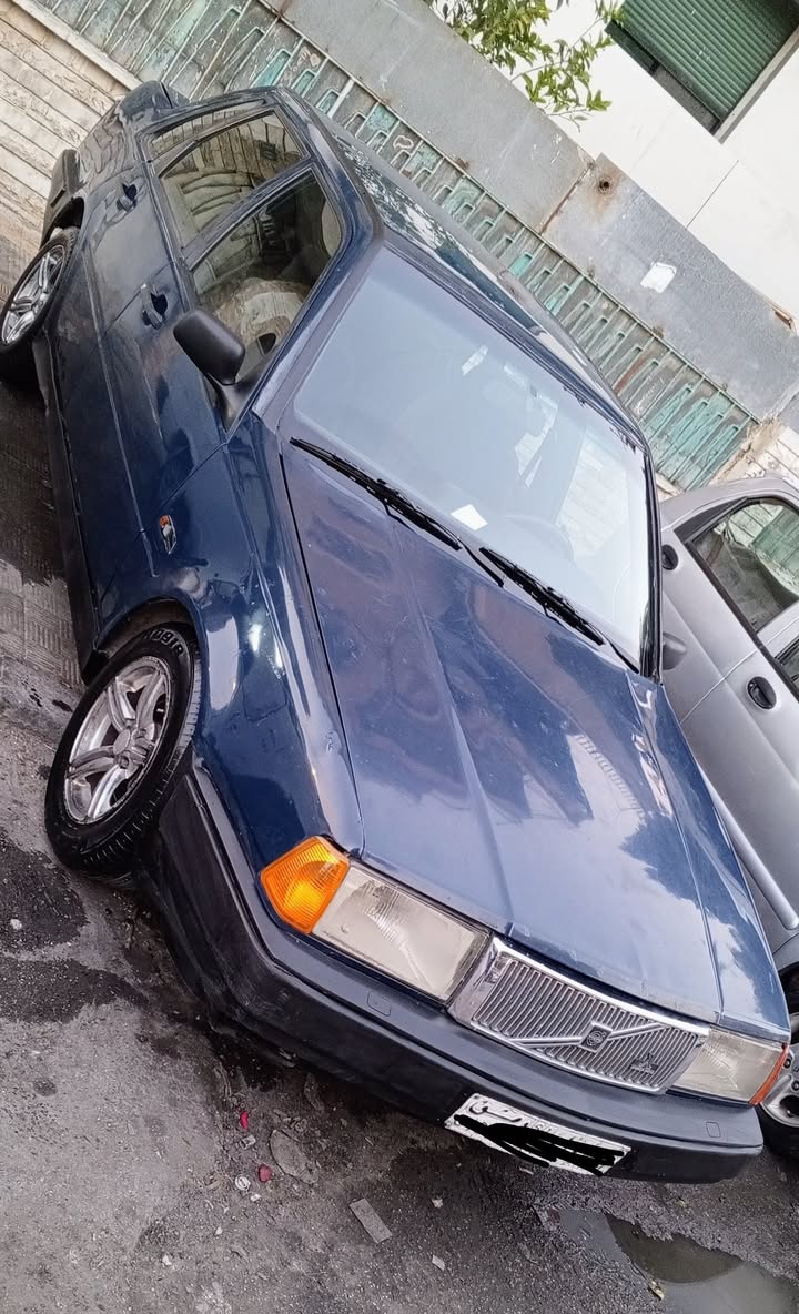 فولفو 460 1993 - صورة 1