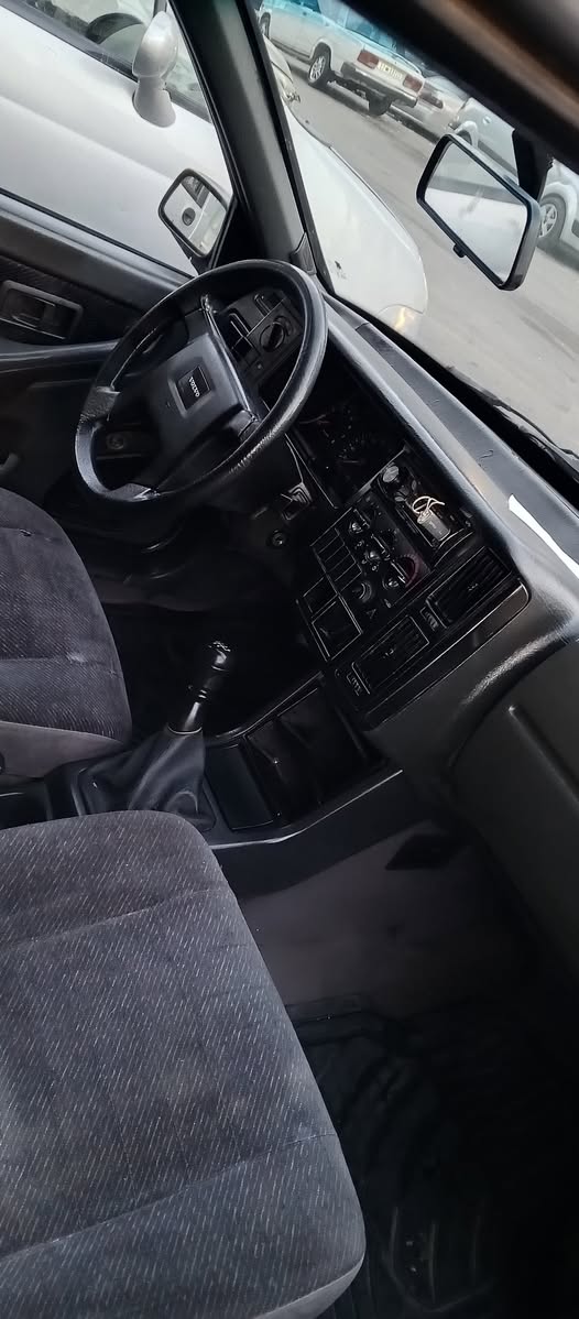 فولفو 460 1993 - صورة 3