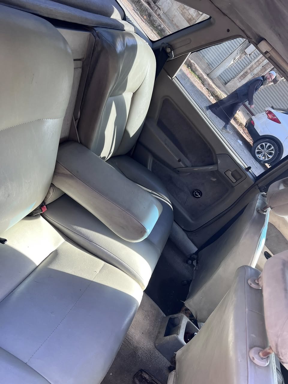 اوبل فكترا 1995 - صورة 5