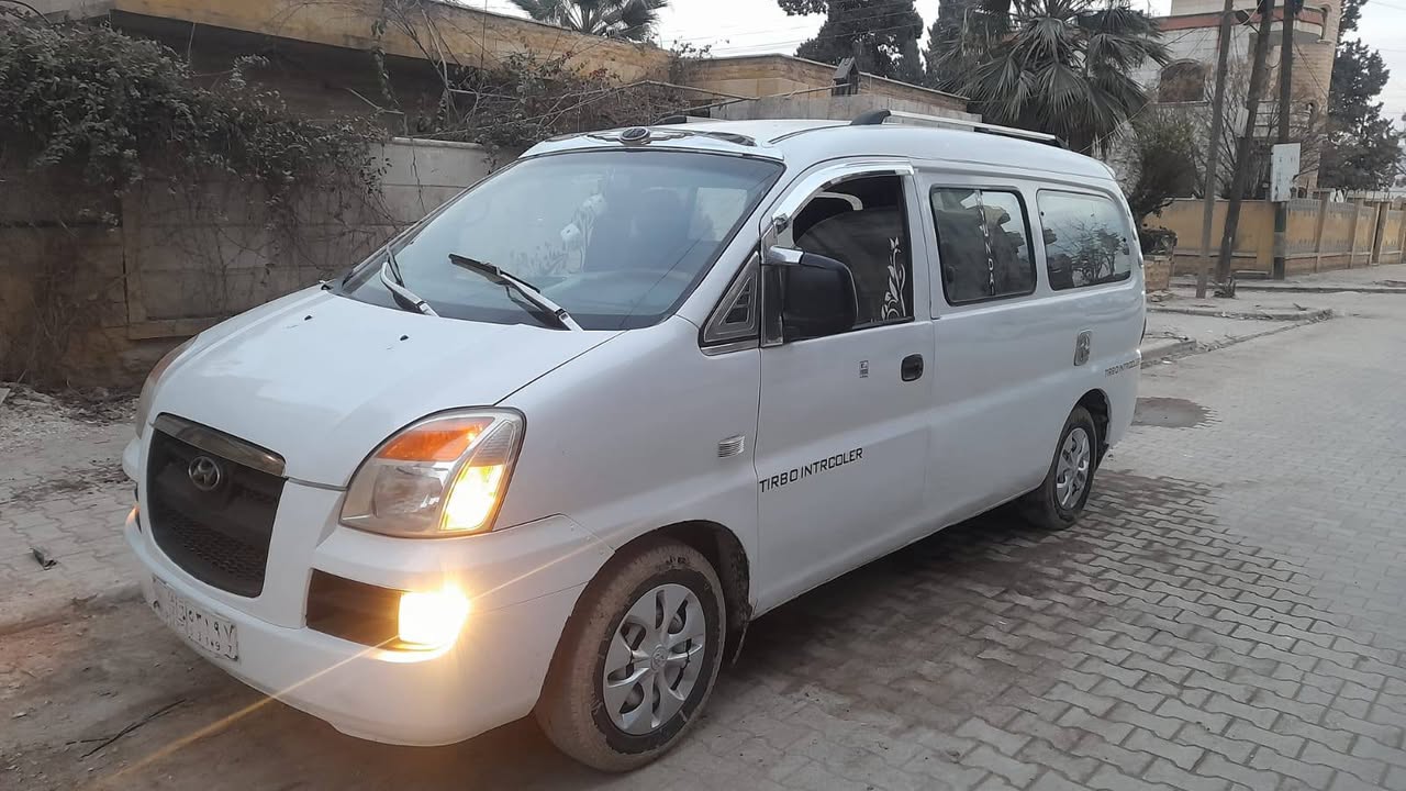 هيوانداي H-1 2004 - صورة 3