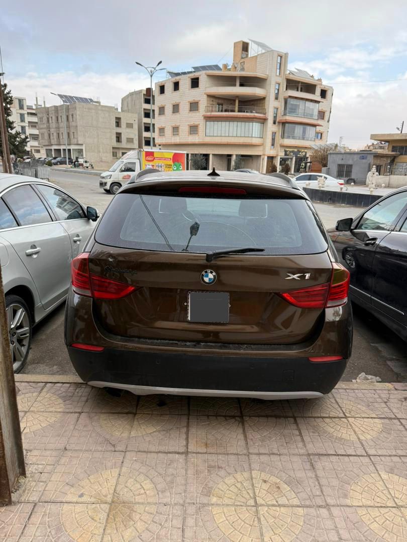 بي ام X1 2011 - صورة 2