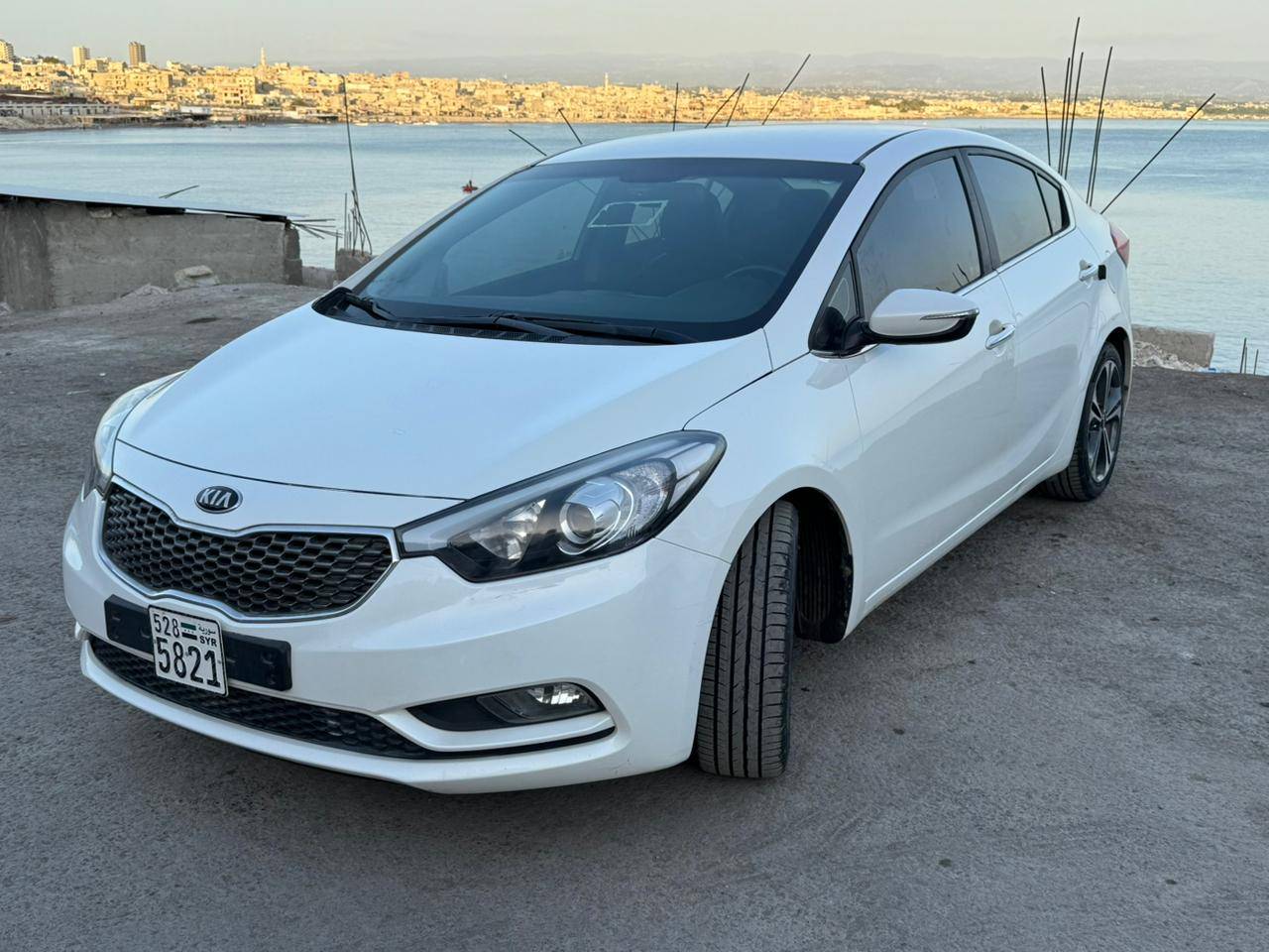 كيا K3 2013 - صورة 1