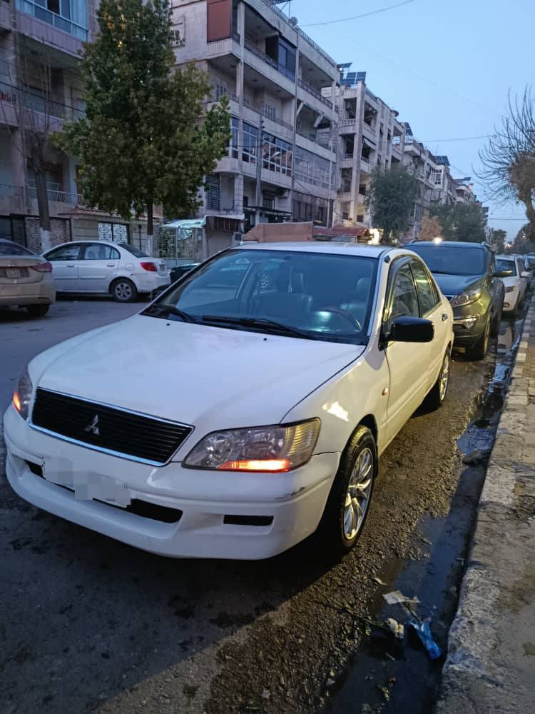 متسوبيشي لانسر 2002 - صورة 1