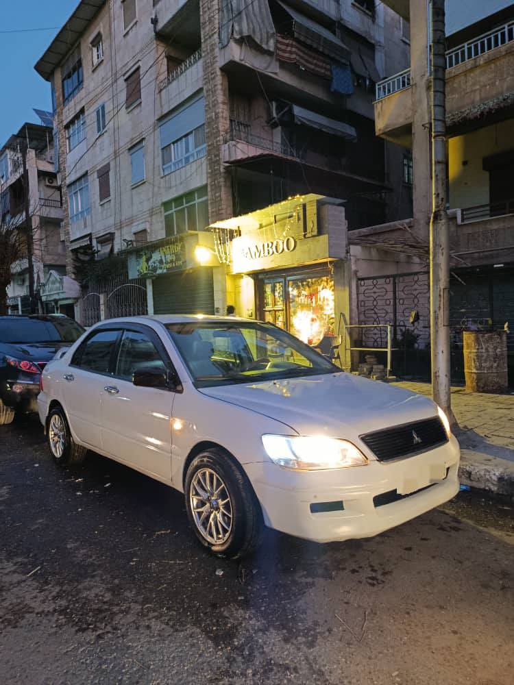 متسوبيشي لانسر 2002 - صورة 3