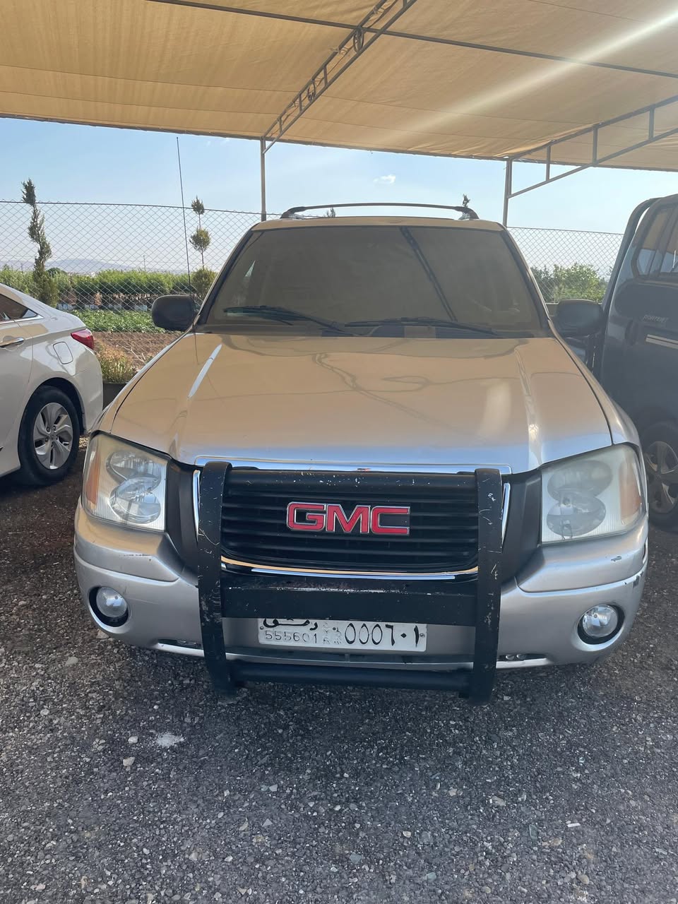 GMC Envoy 2006 - صورة 1