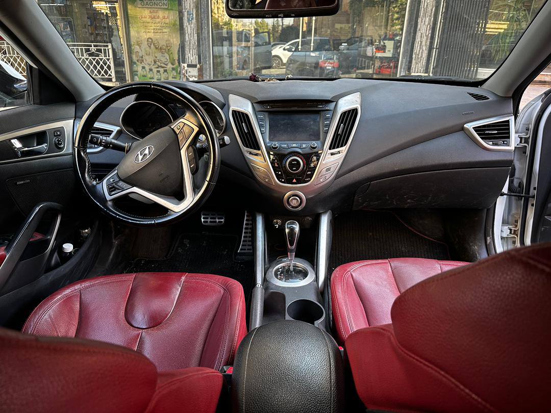 هيونداي فوليستر 2013 - صورة 4