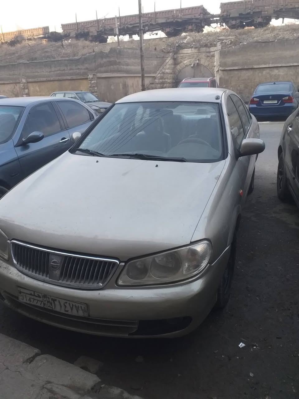 نيسان صني 2005 - صورة 1