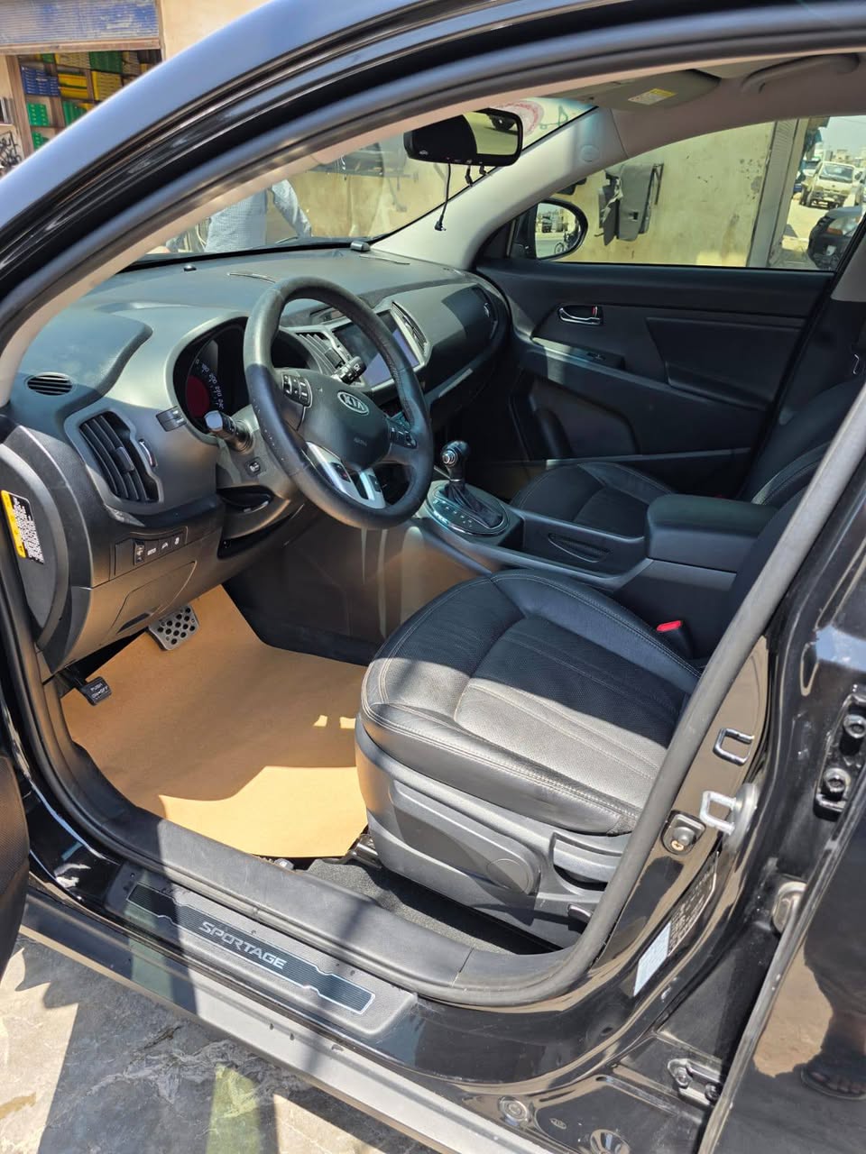 كيا سبورتاج 2011 - صورة 3