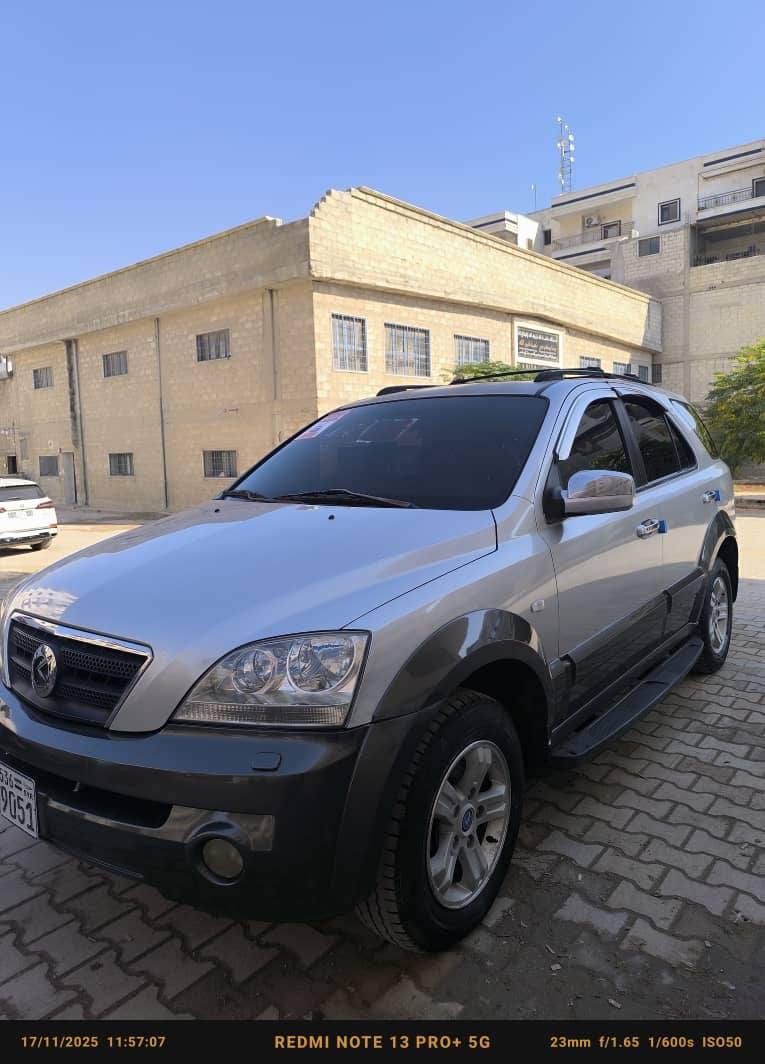 كيا سيرنتو 2003 - صورة 3