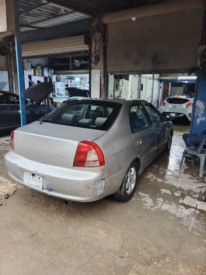 كيا شوما 2002 - صورة 1