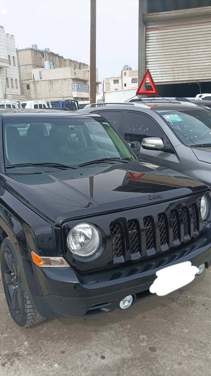 جيب شيروكي 2015 - صورة 2