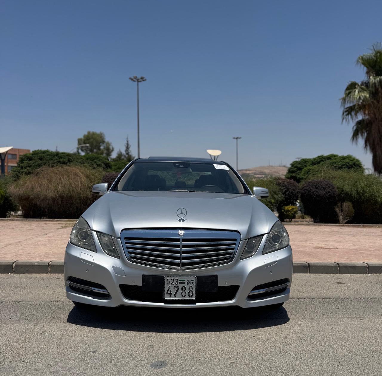 مرسيدس E250 2011 - صورة 1