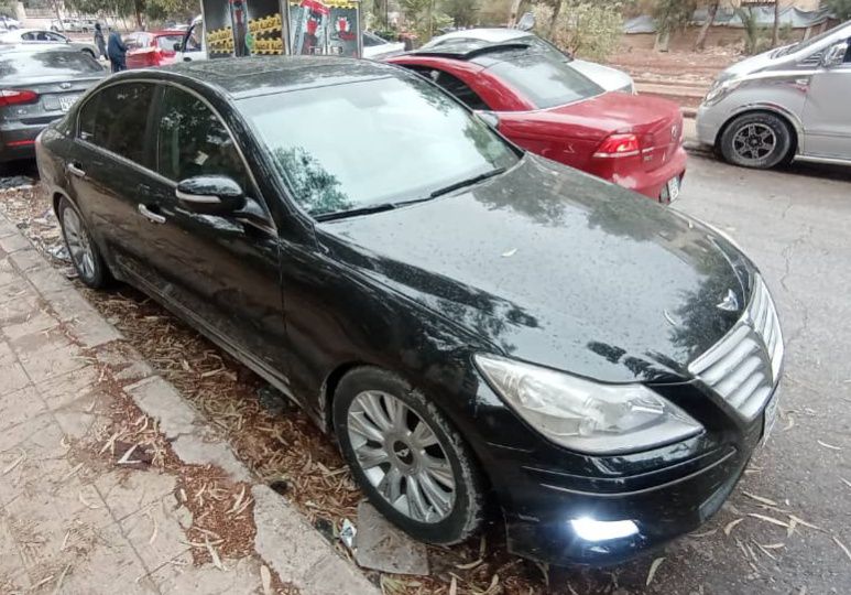 هونداي جنسس 2010