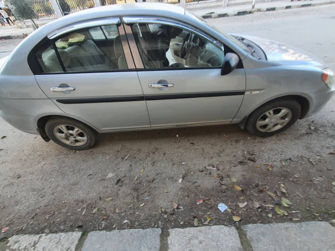 هونداي فيرنا 2010 - صورة 3