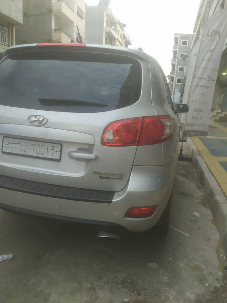 هيونداي سانتافي 2007 - صورة 3