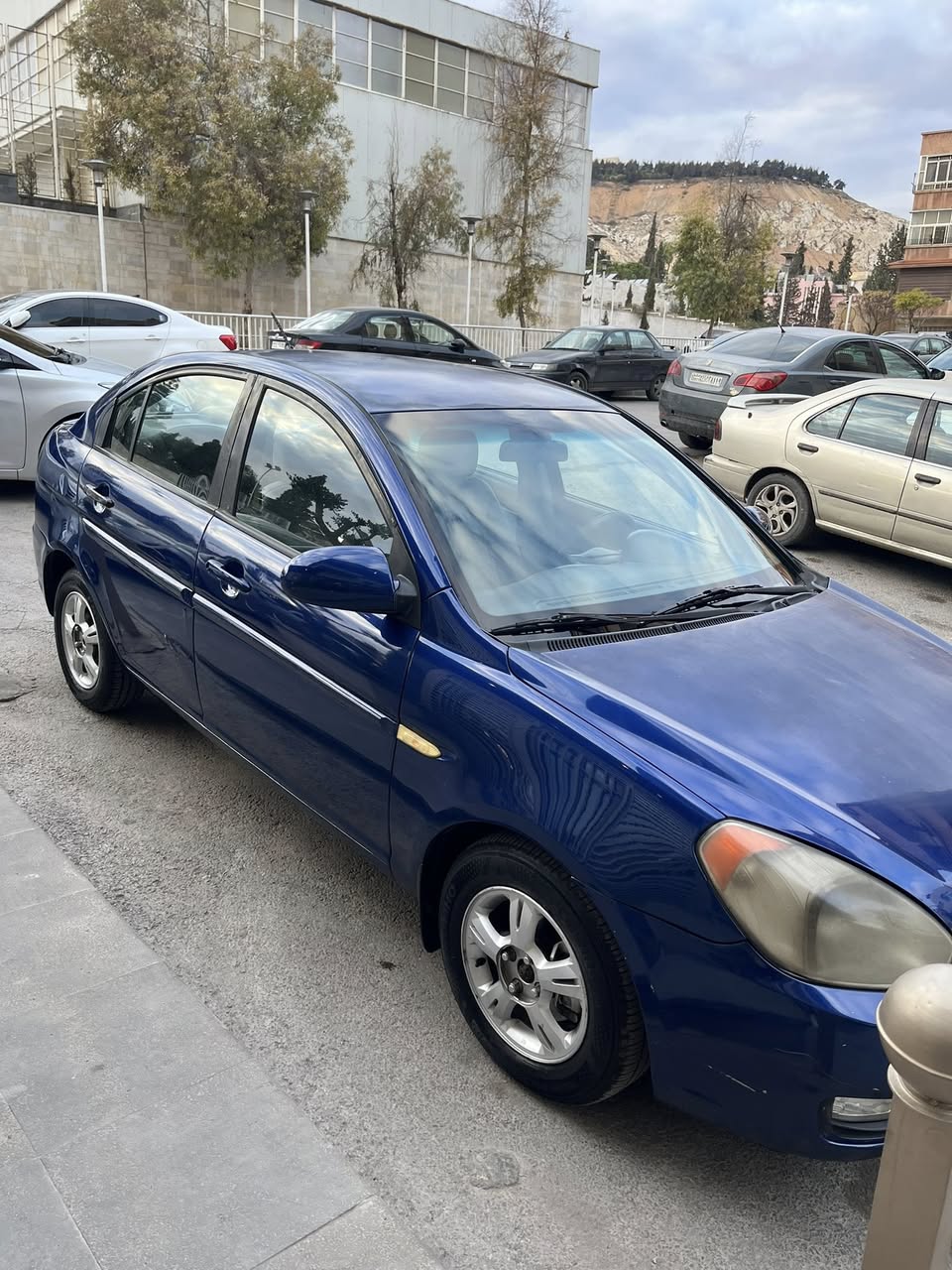 هيونداي فيرنا 2007 - صورة 4