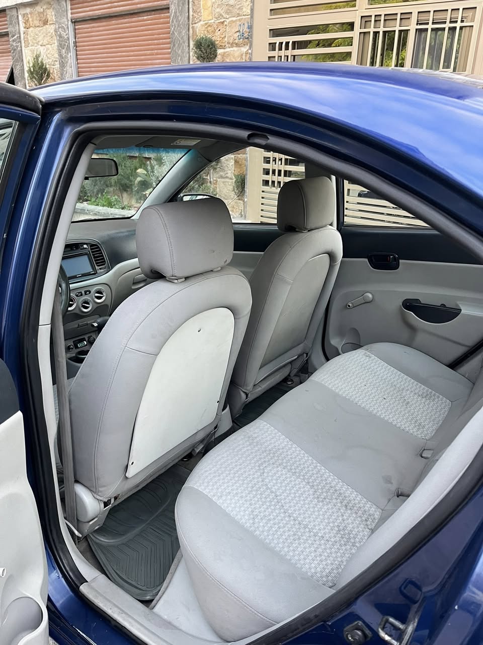 هيونداي فيرنا 2007 - صورة 5