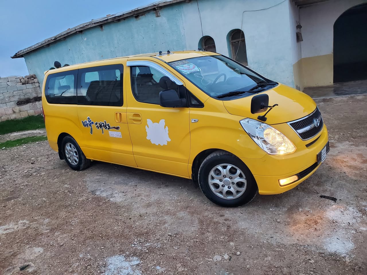 هيوانداي H-1 2010 - صورة 2