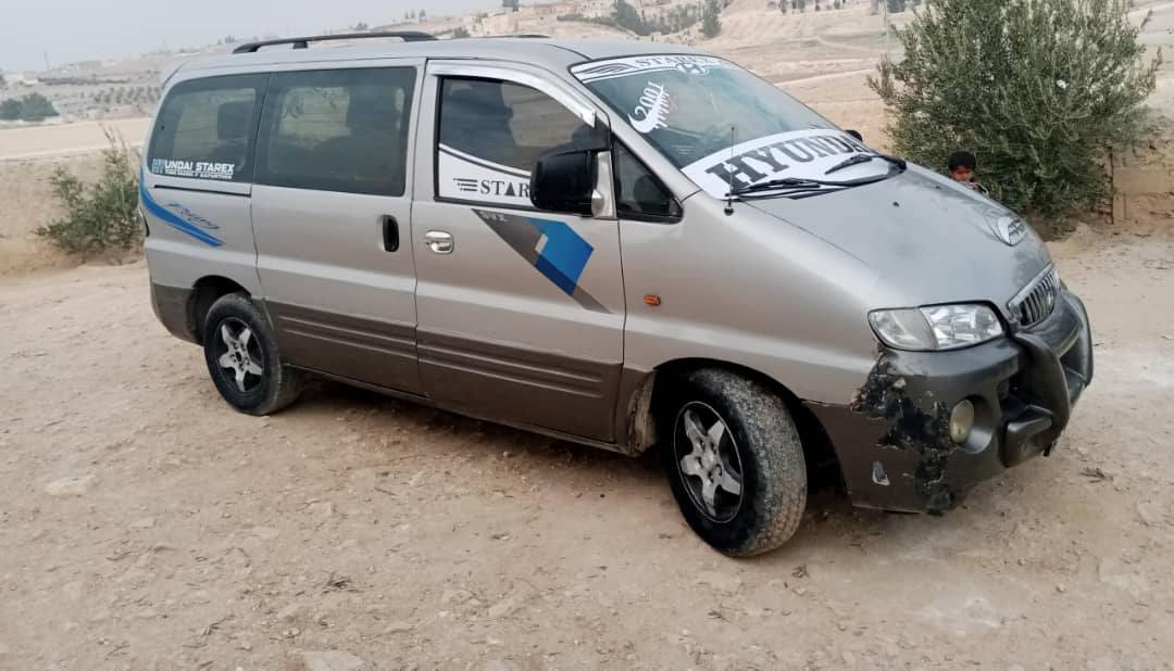 هيونداي ستاركس 2001 - صورة 2