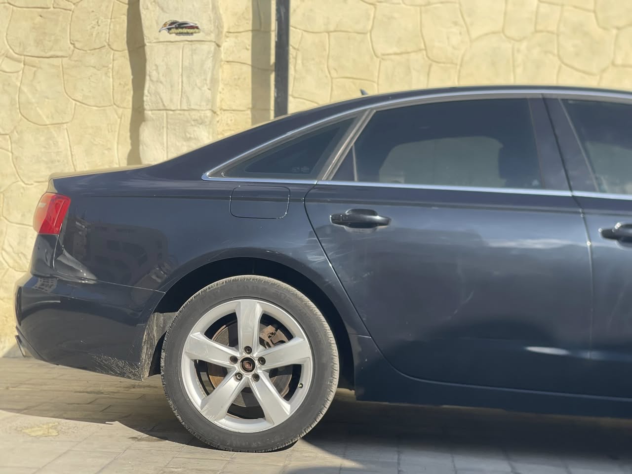 أودي A6 2012 - صورة 1