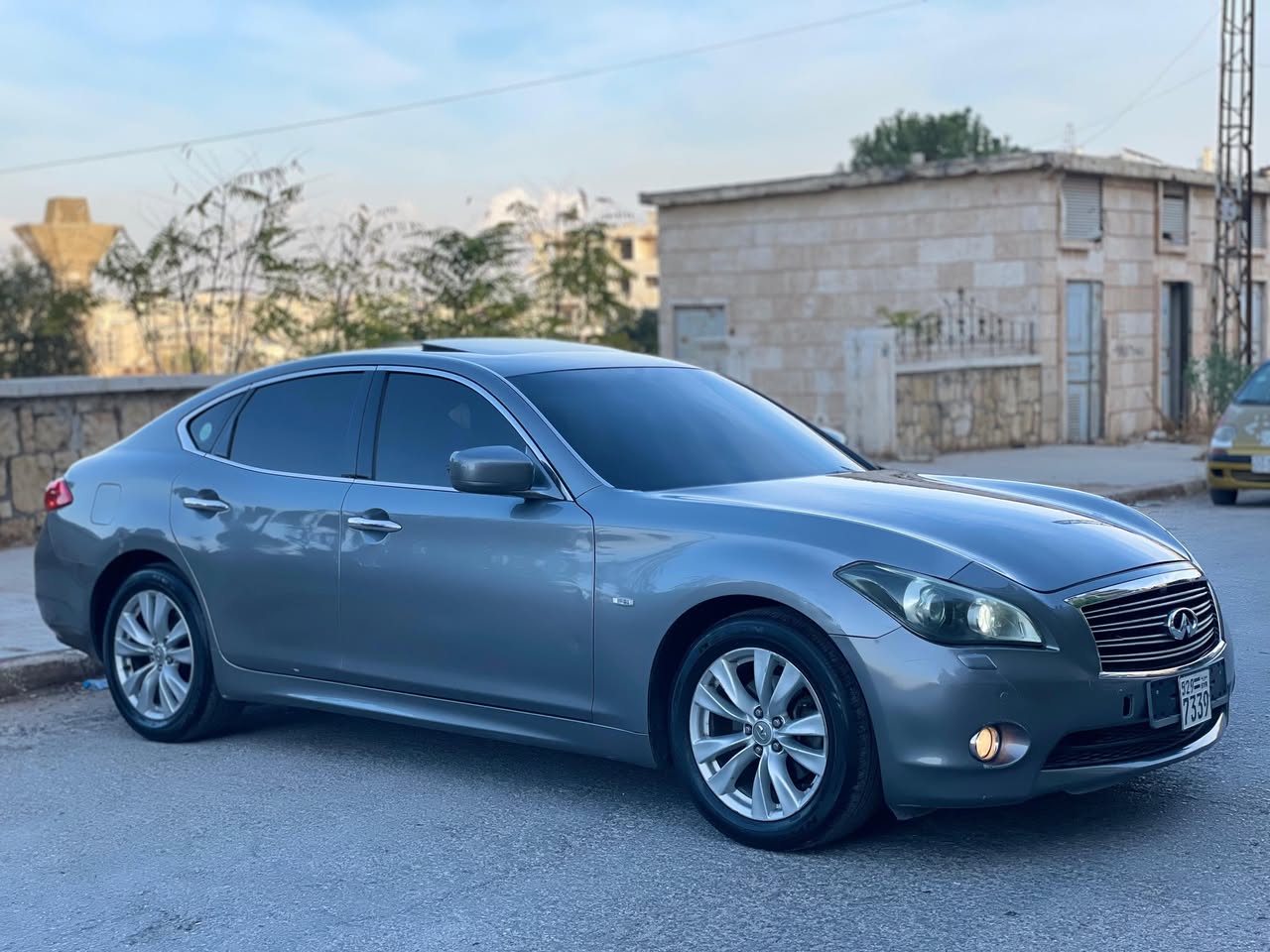 انفينيتي M37 2011 - صورة 2
