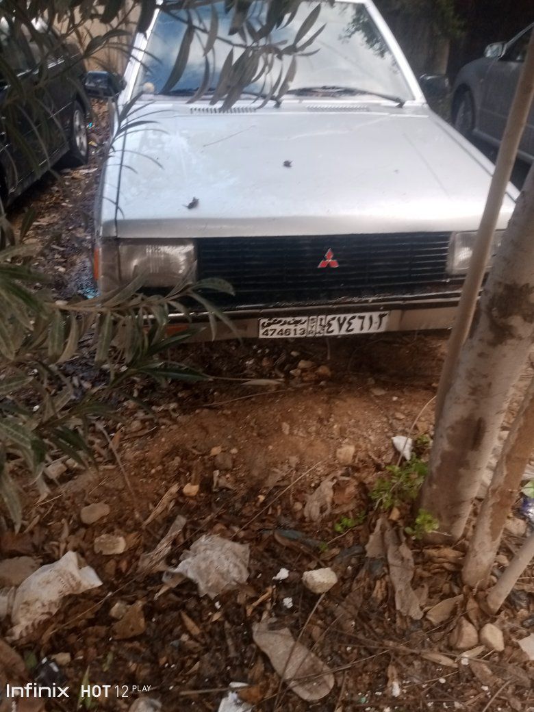 ميتسوبيشي لانسر 1983 - صورة 3