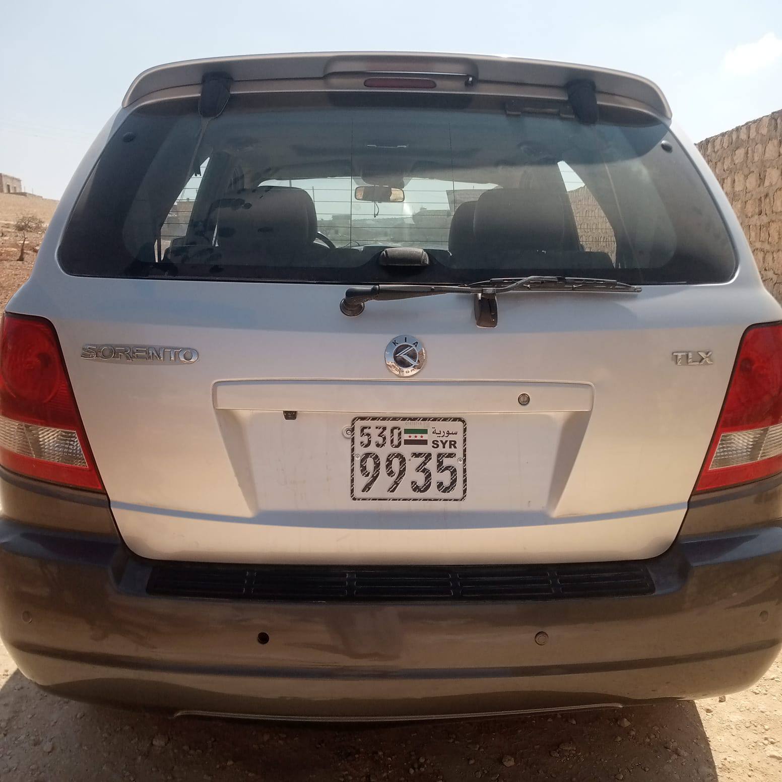 كيا سيرنتو 2002 - صورة 4