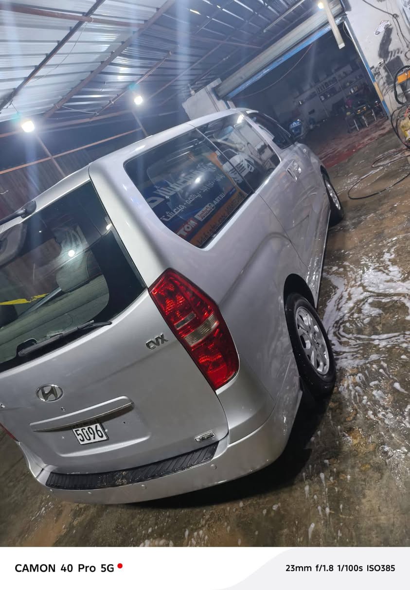 هيونداي H-1 2009 - صورة 4