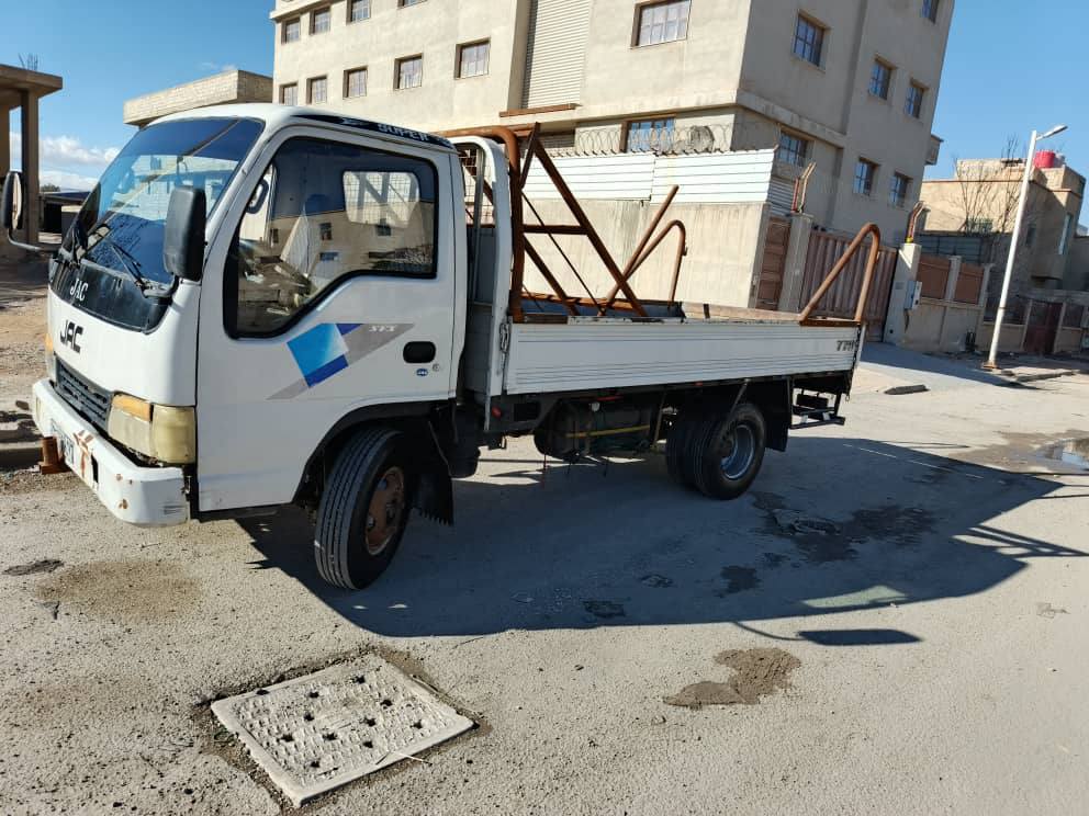 جاك 1061 2004 - صورة 1