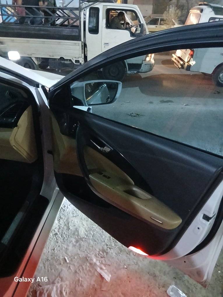 Hyundai ازيرا 2014 - صورة 5