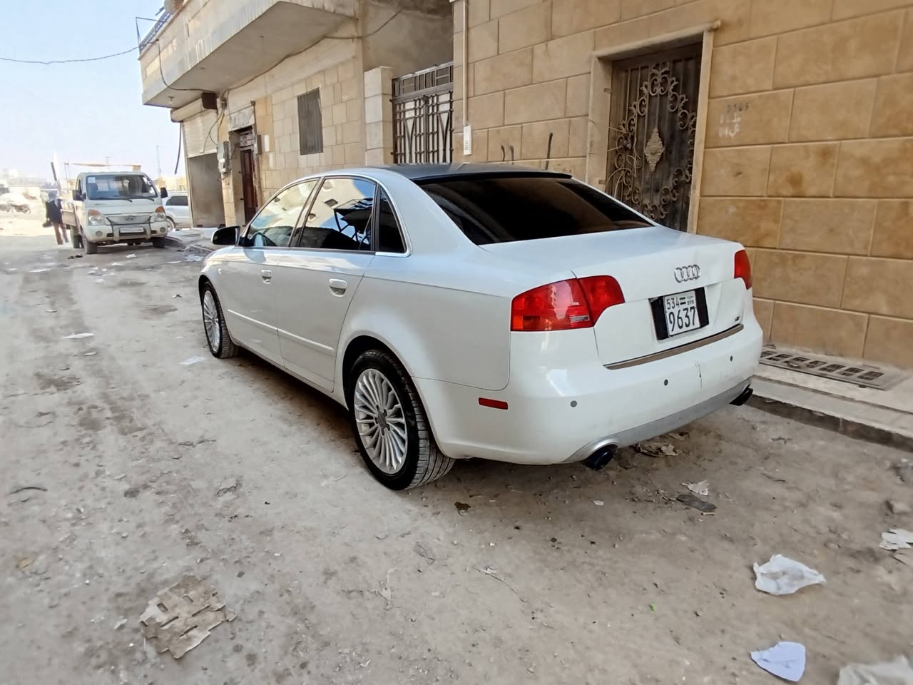 اودي A4 2007 - صورة 2