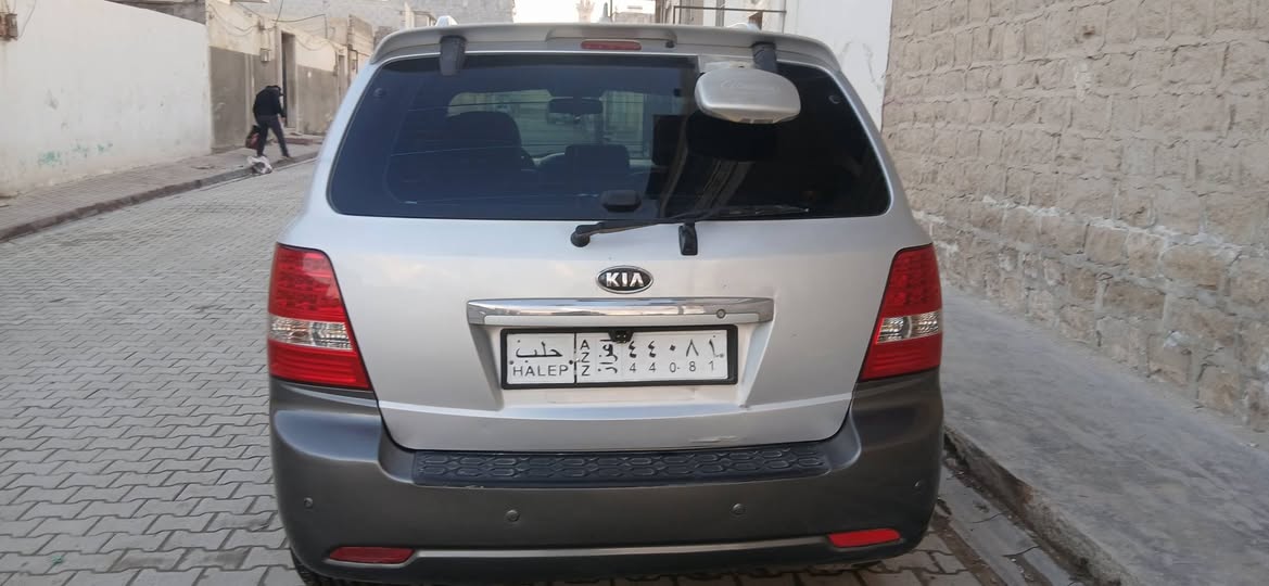 كيا سيرنتو 2007 - صورة 5