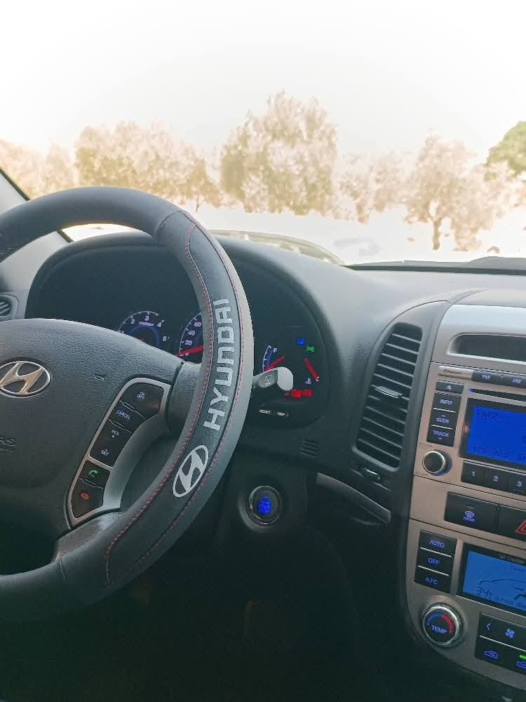 هيونداي سنتافيه 2012 - صورة 2