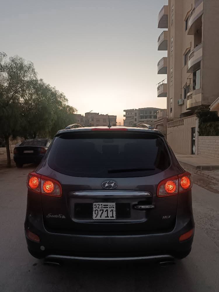 هيونداي سنتافيه 2012 - صورة 5