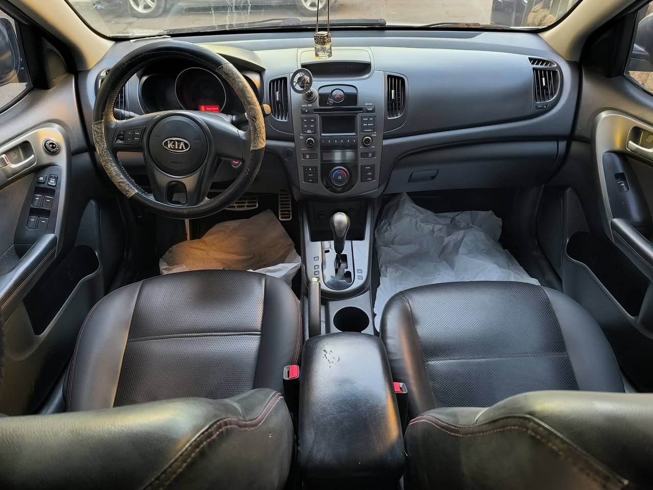 كيا فورتي 2010 - صورة 4
