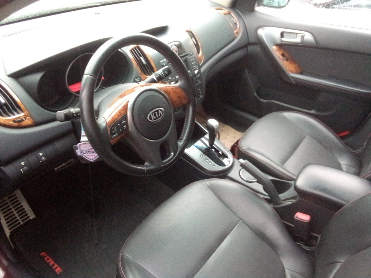 كيا سيراتو 2010 - صورة 3