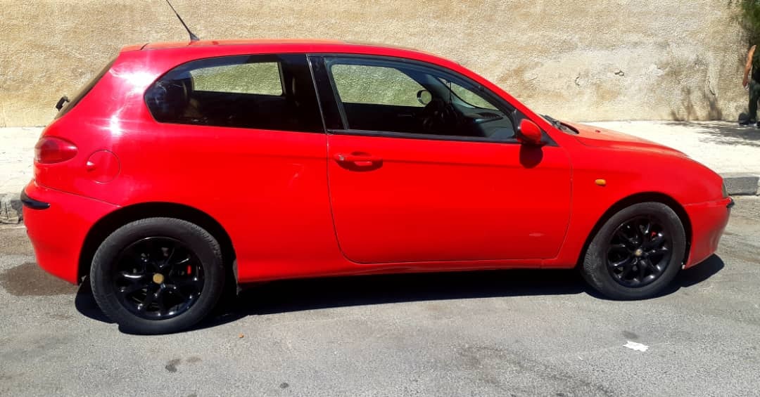 الفا روميو 147 2001 - صورة 3