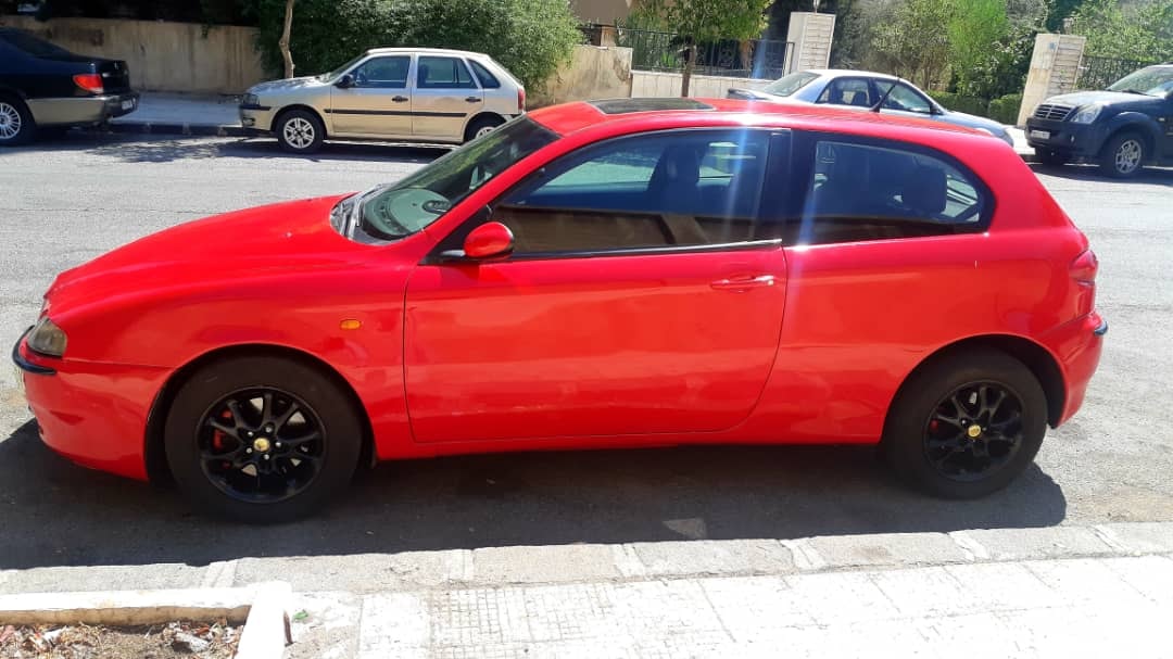 الفا روميو 147 2001 - صورة 4