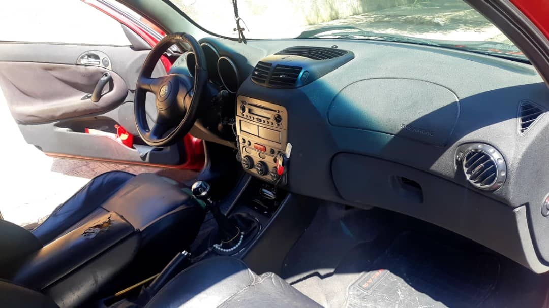 الفا روميو 147 2001 - صورة 5